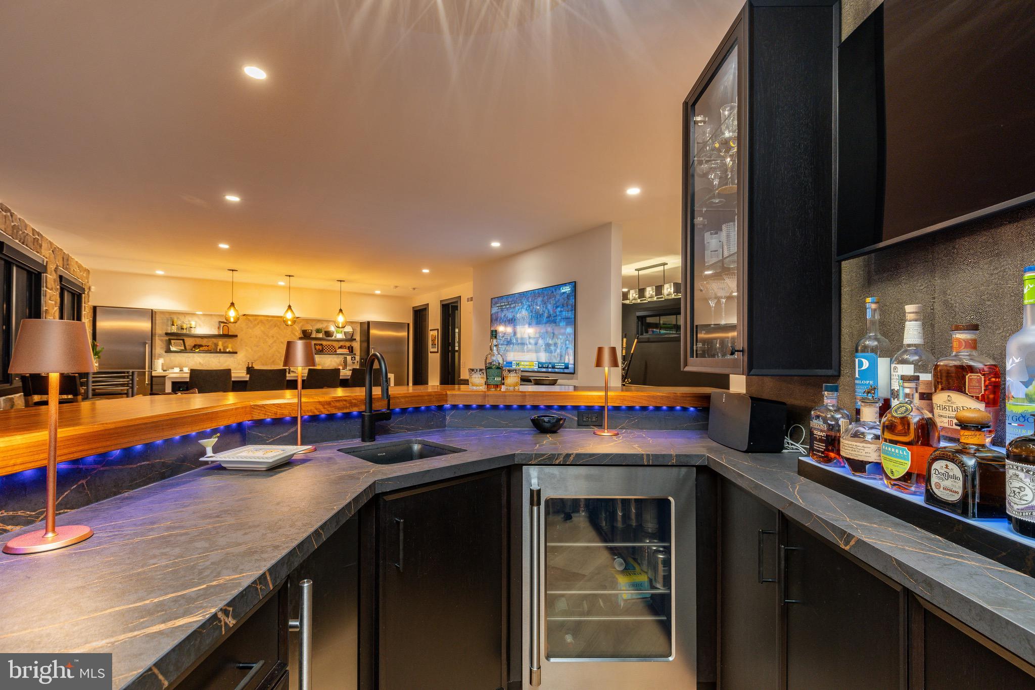 27 W MECHANIC STREET