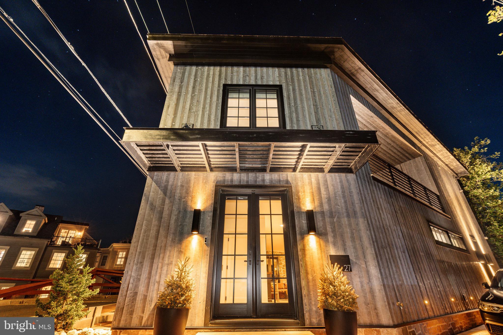 27 W MECHANIC STREET