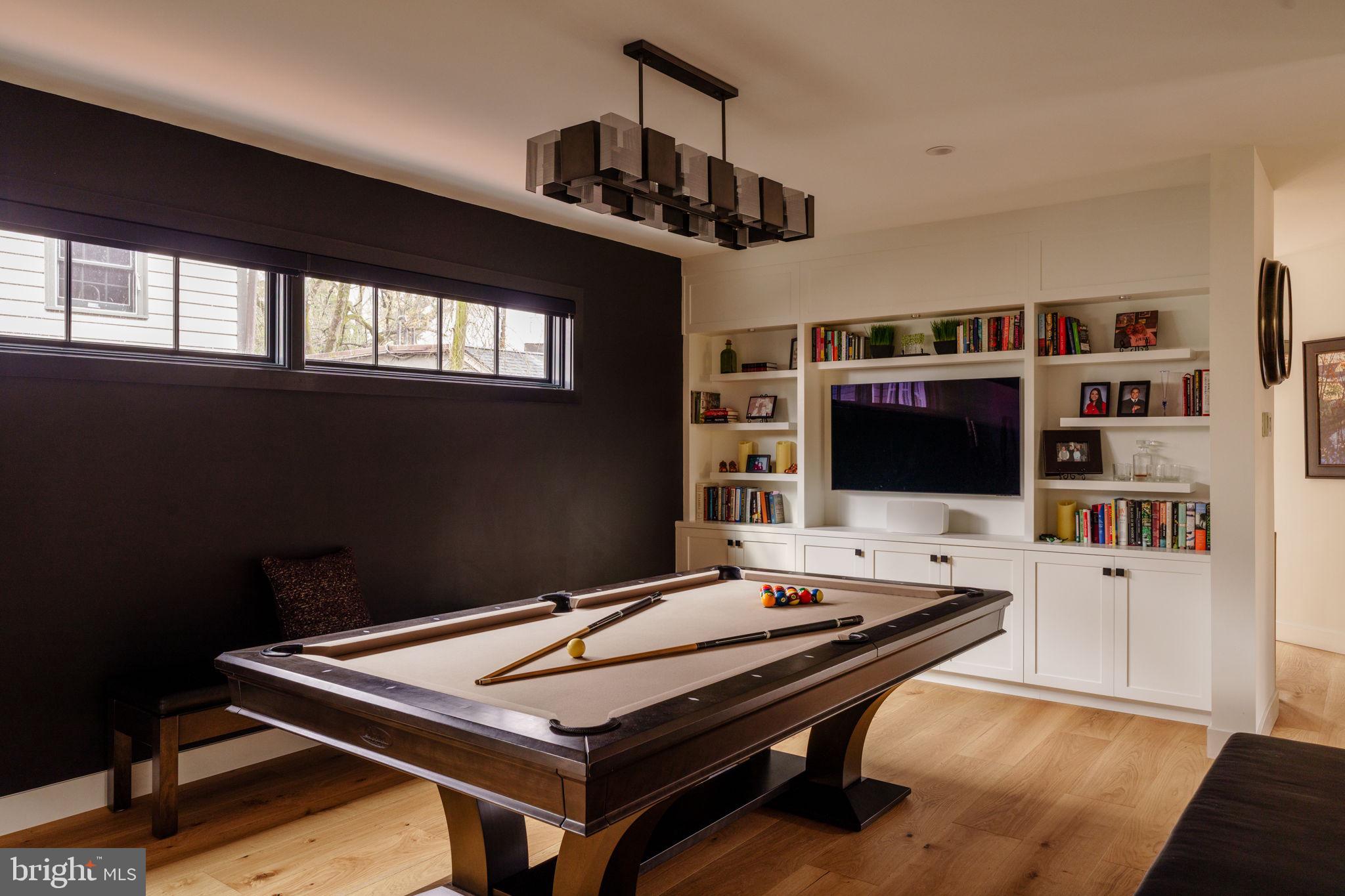 27 W MECHANIC STREET