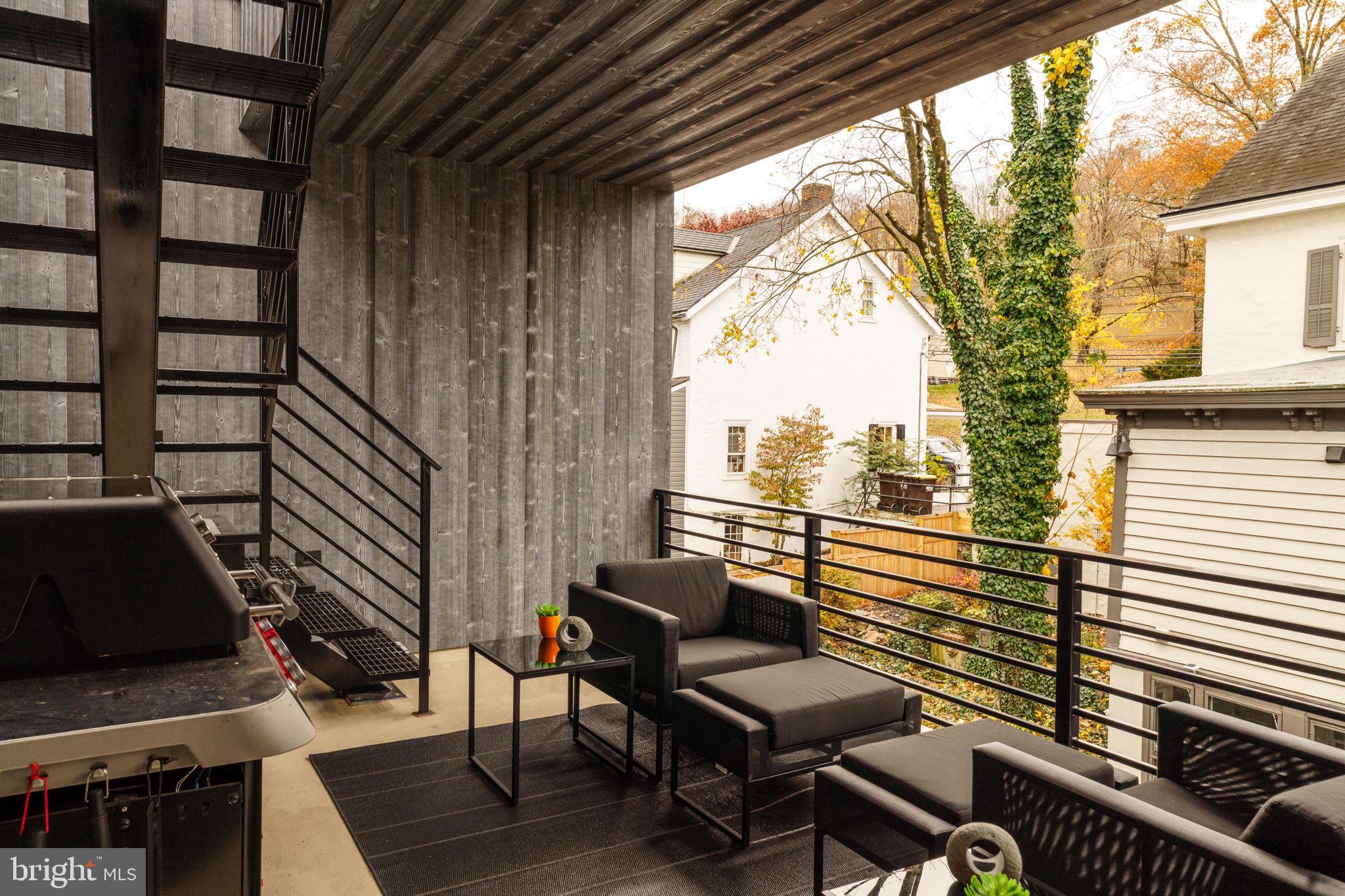 27 W MECHANIC STREET