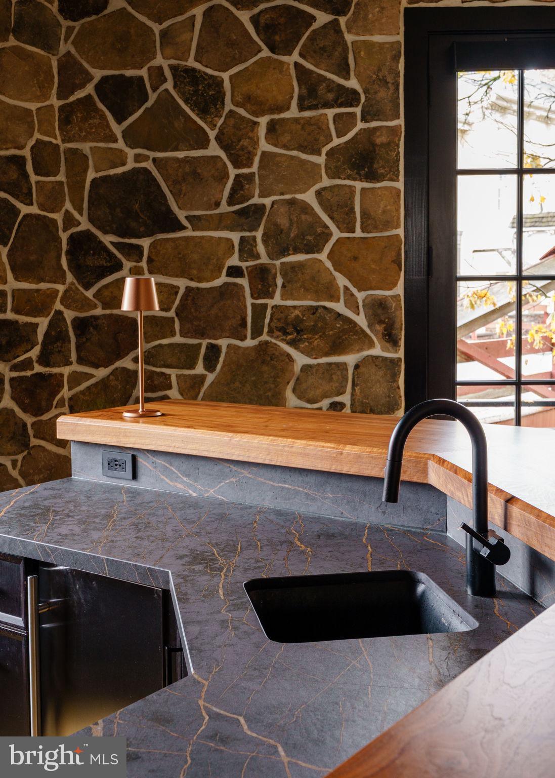 27 W MECHANIC STREET