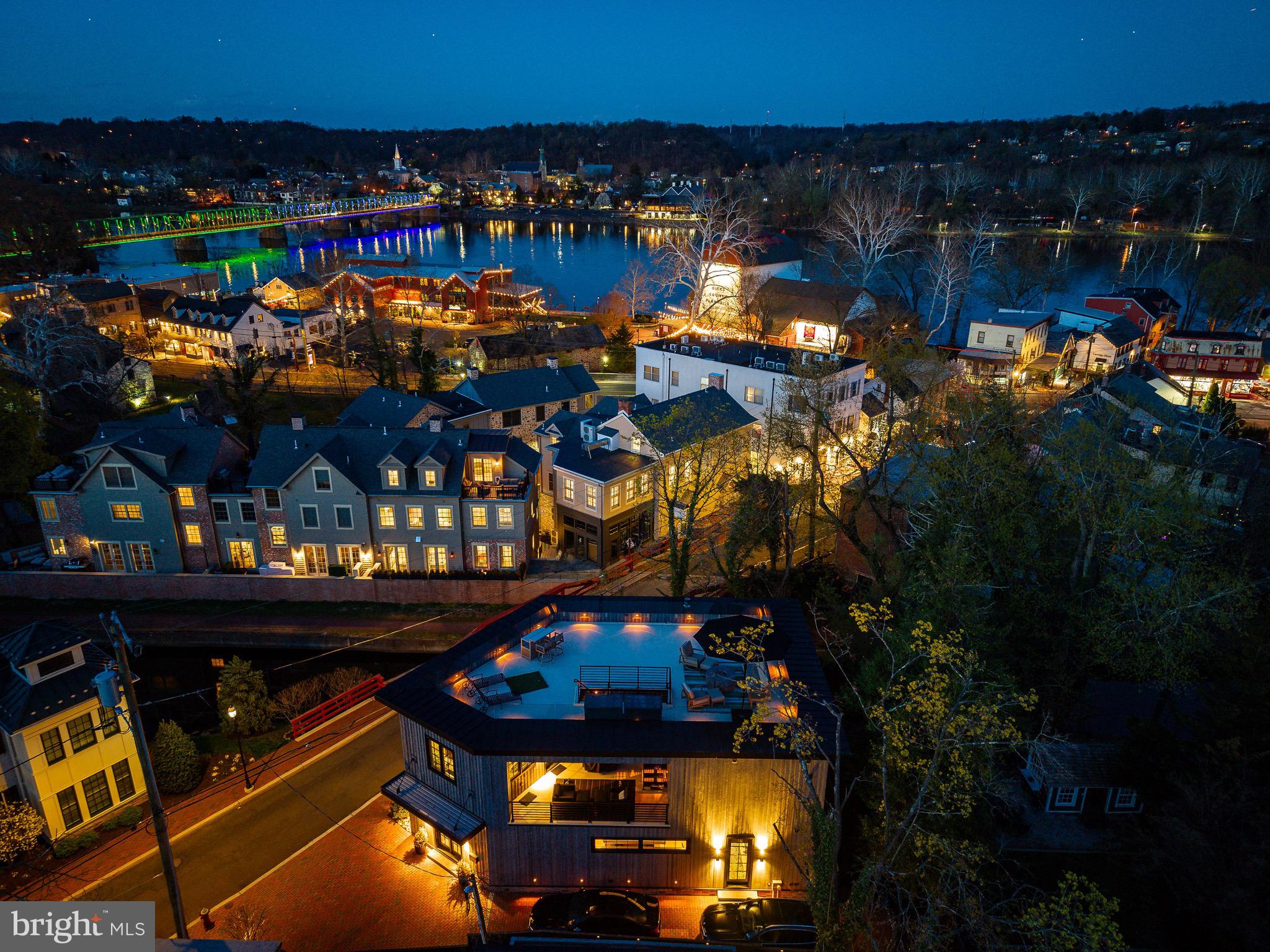 27 W MECHANIC STREET