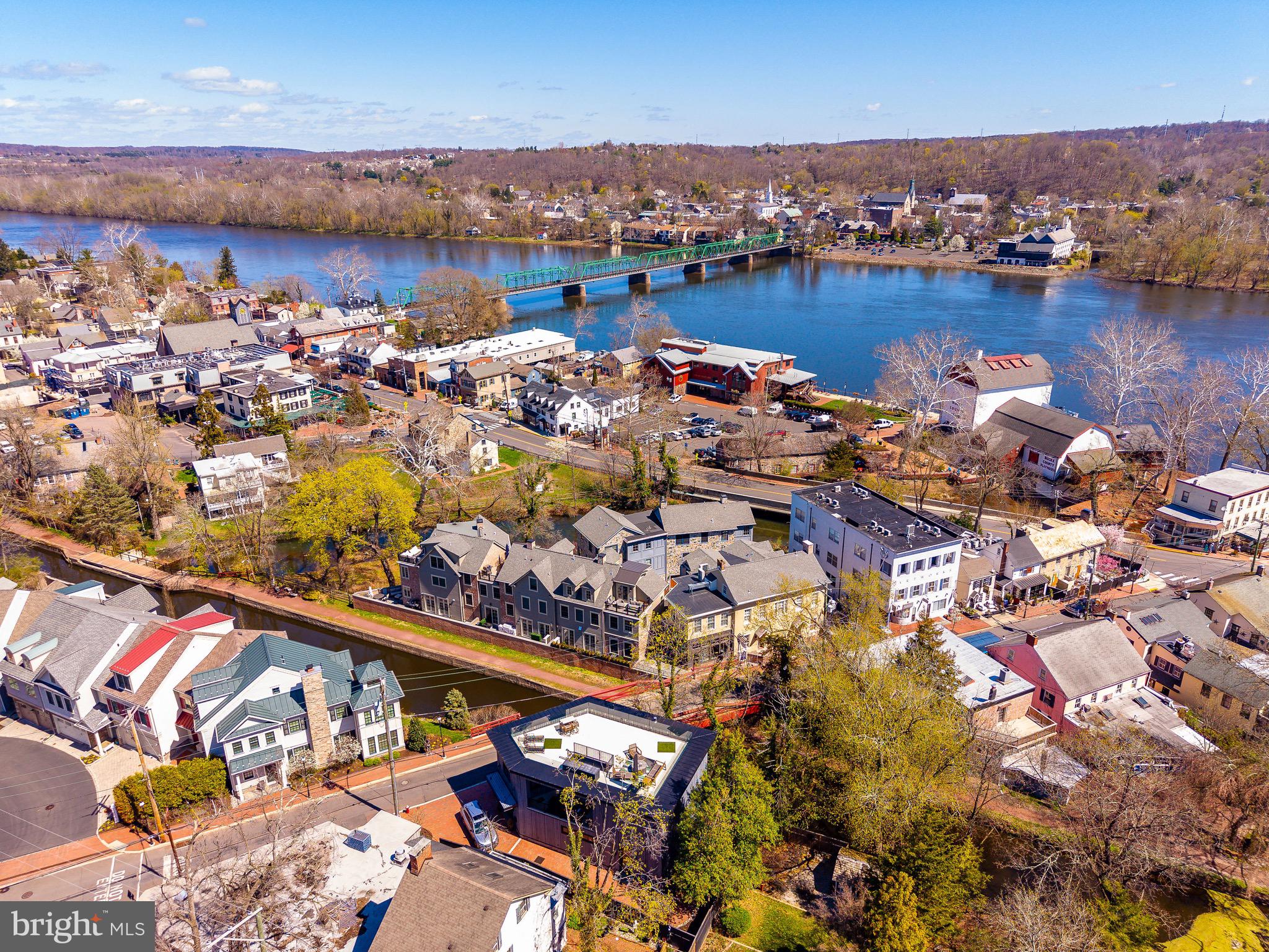 27 W MECHANIC STREET