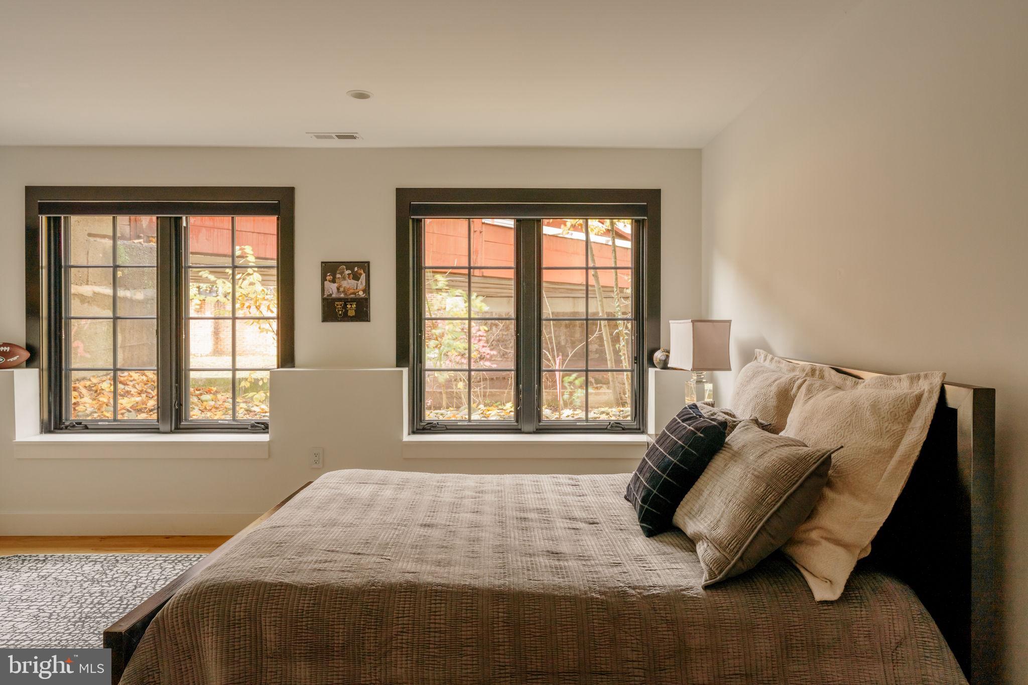 27 W MECHANIC STREET