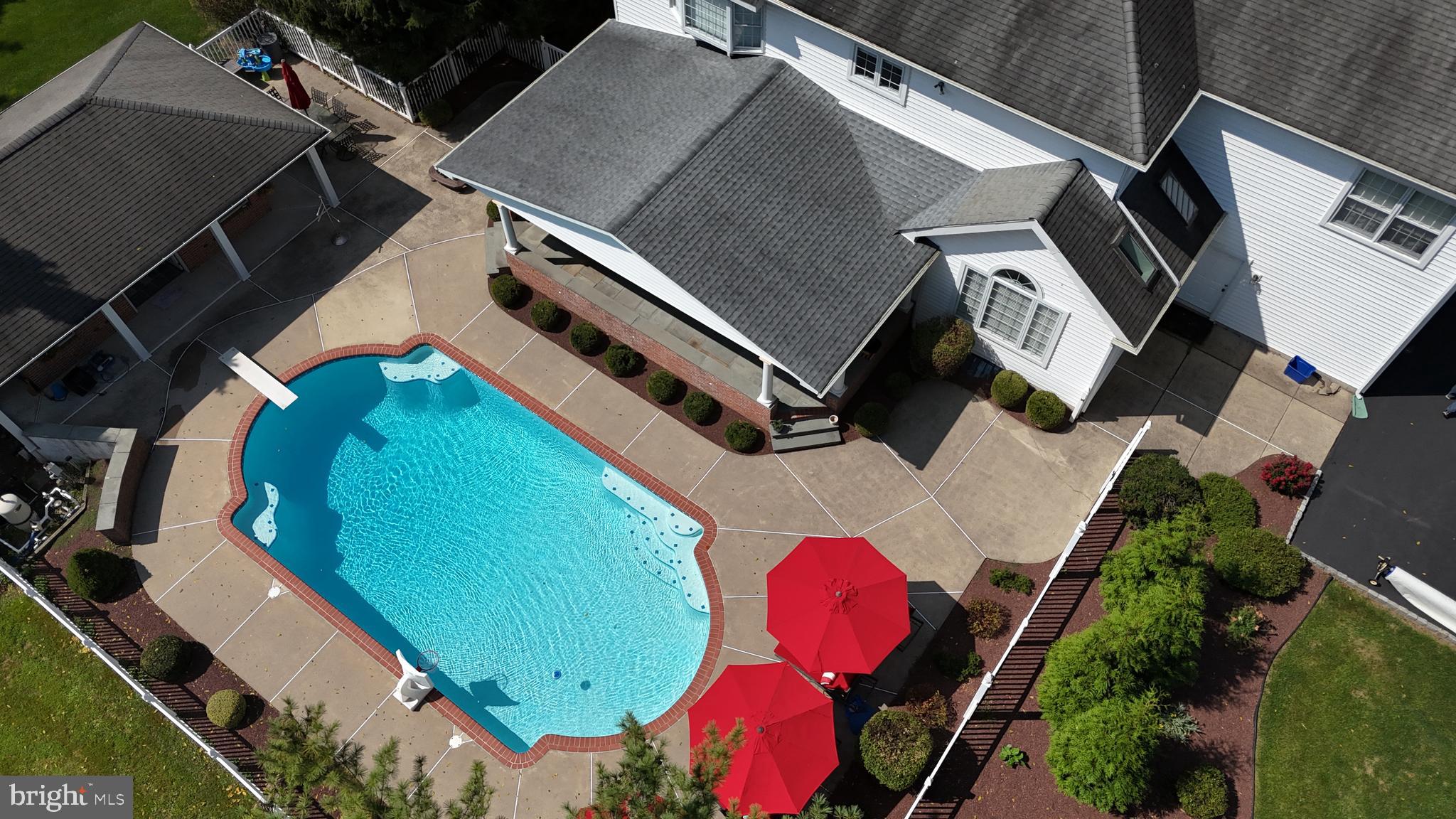 1536 CARLENE COURT