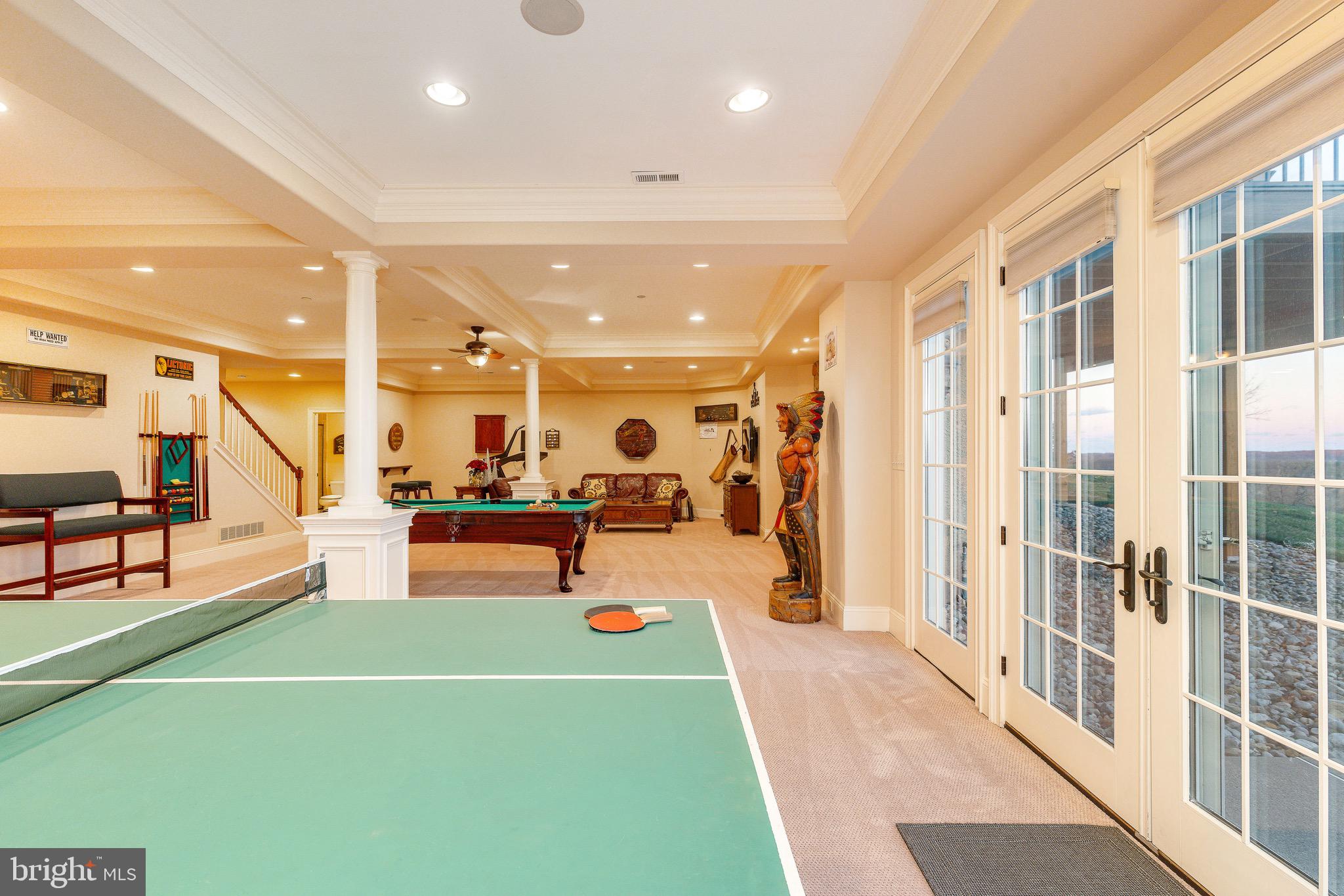 5829 RIDGEVIEW DRIVE