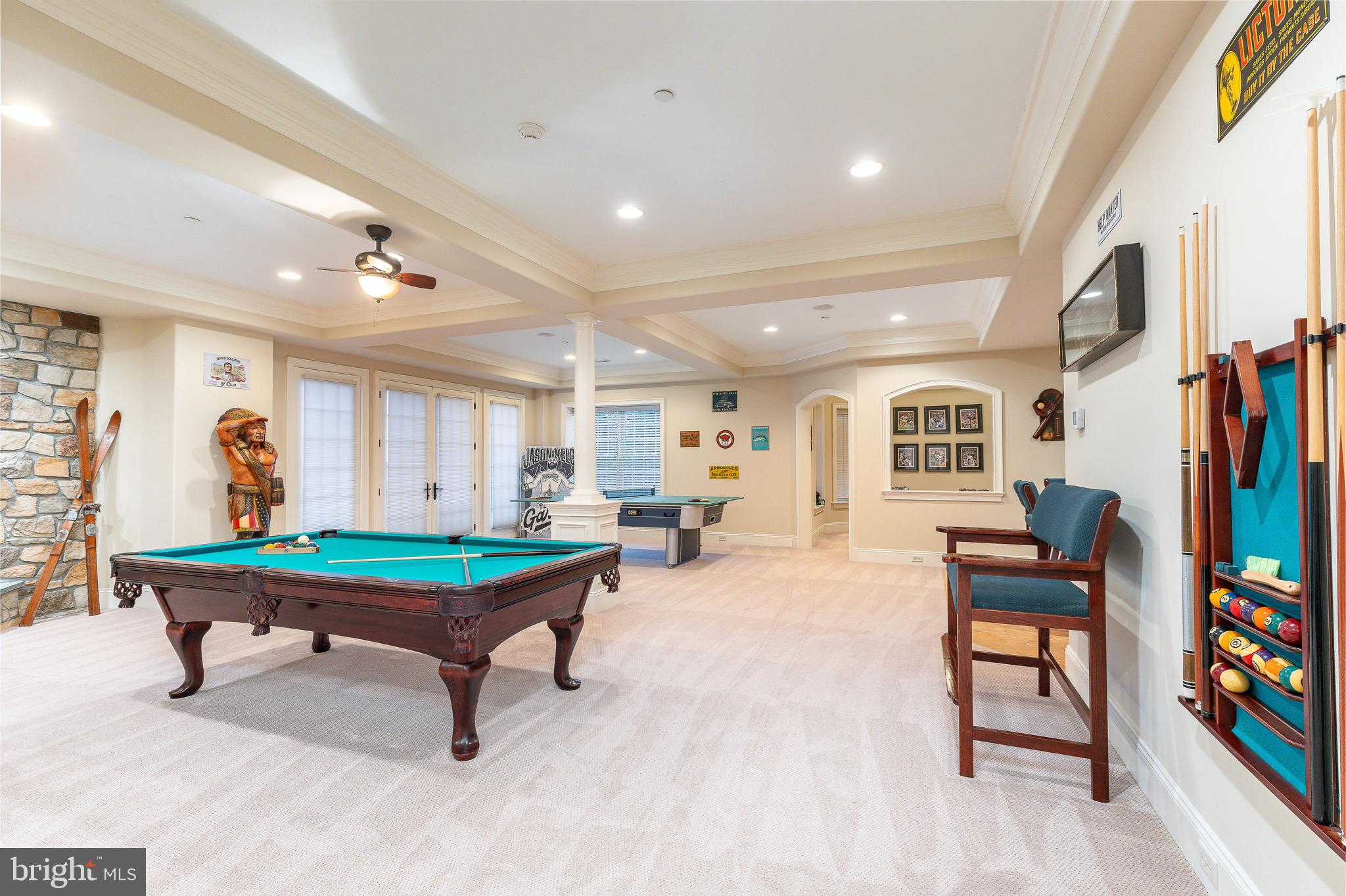 5829 RIDGEVIEW DRIVE