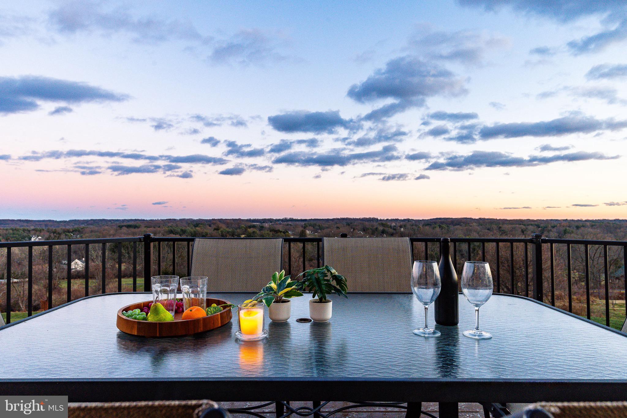 5829 RIDGEVIEW DRIVE