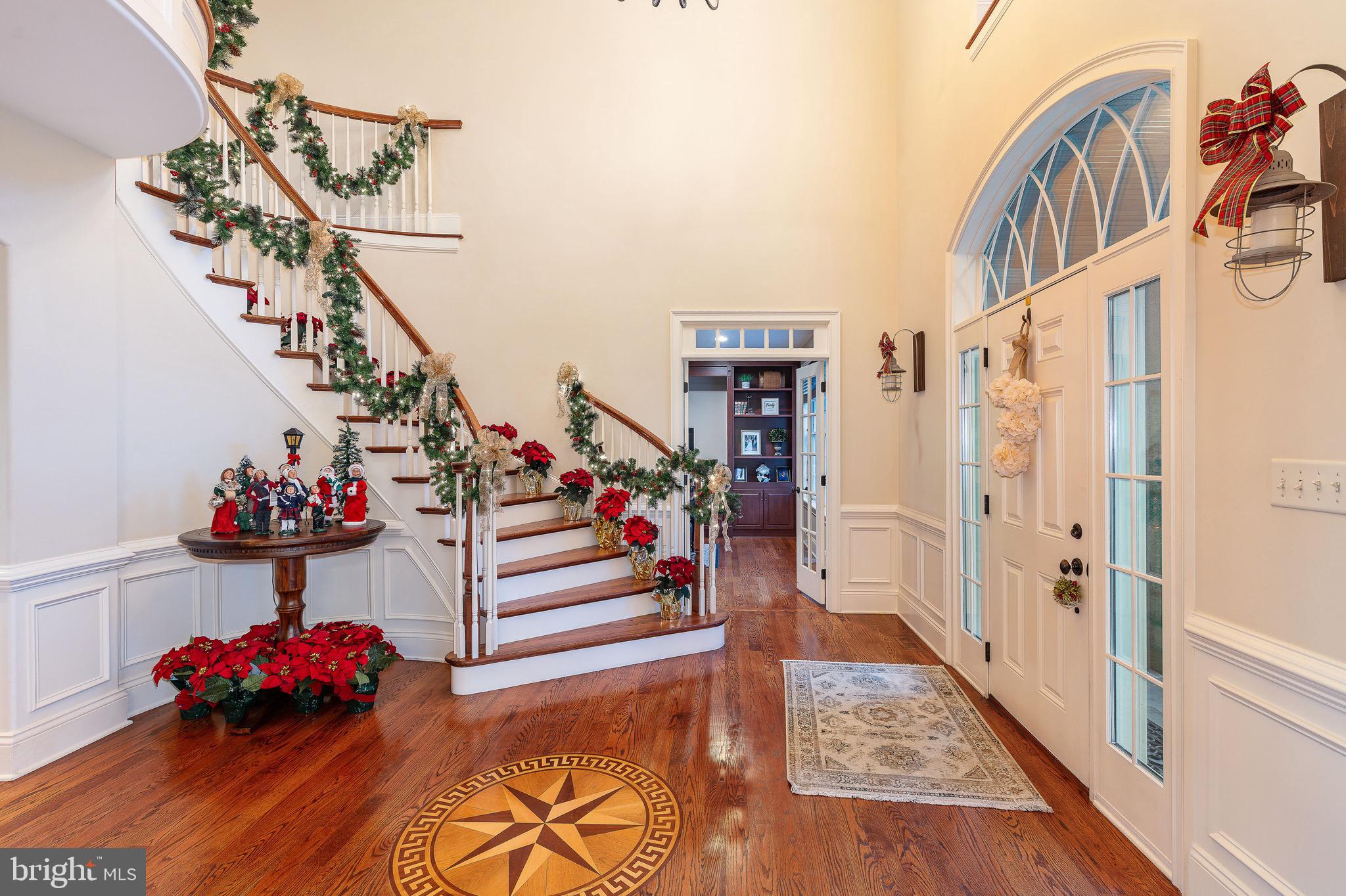 5829 RIDGEVIEW DRIVE