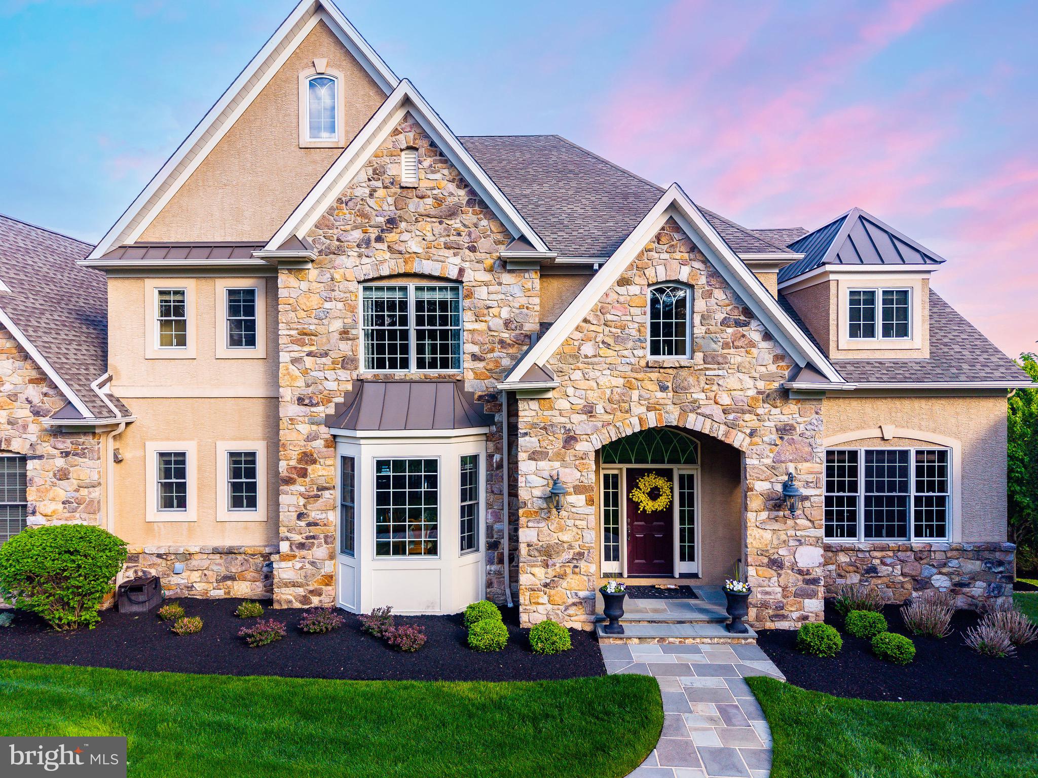 5829 RIDGEVIEW DRIVE
