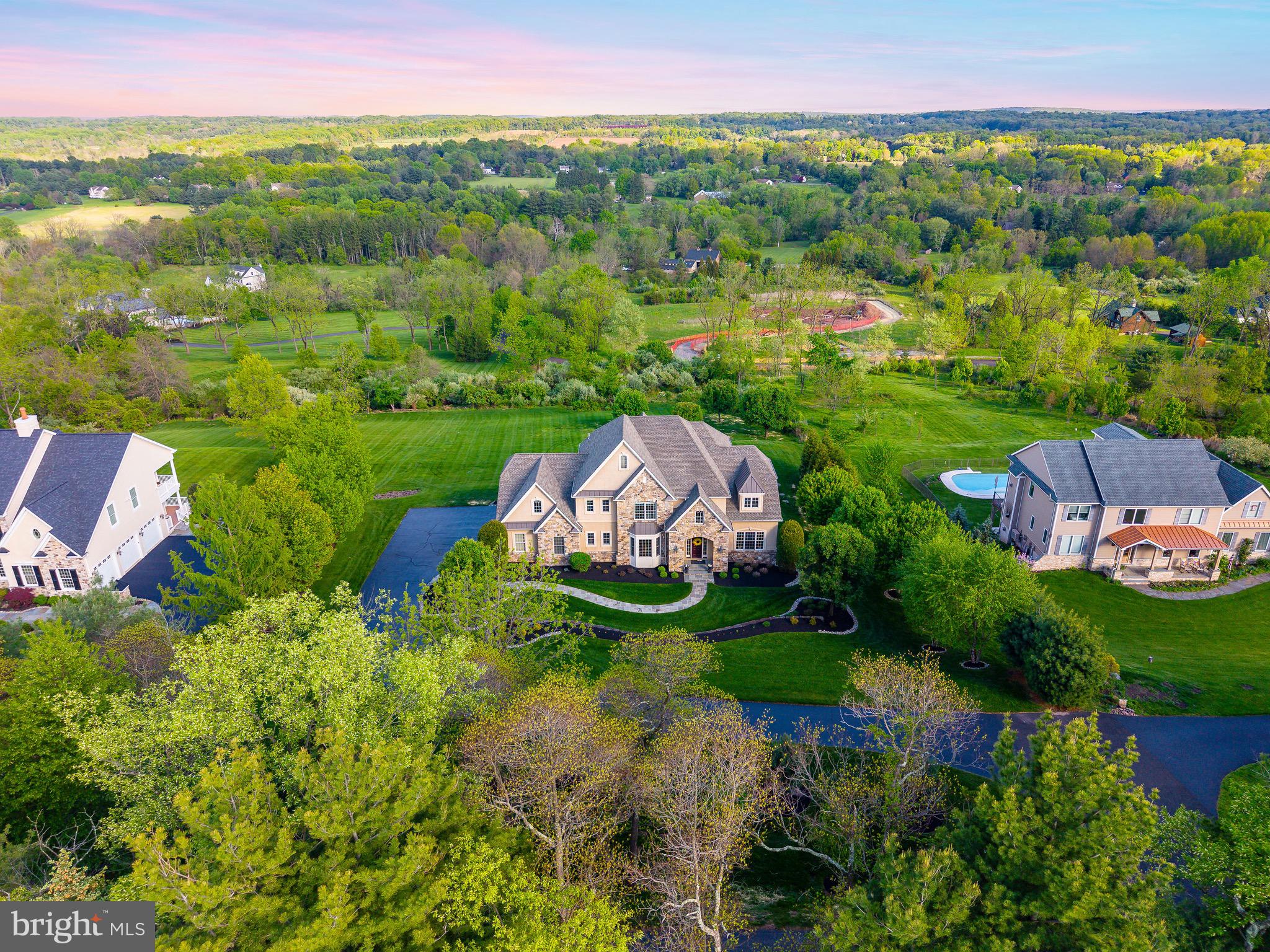 5829 RIDGEVIEW DRIVE