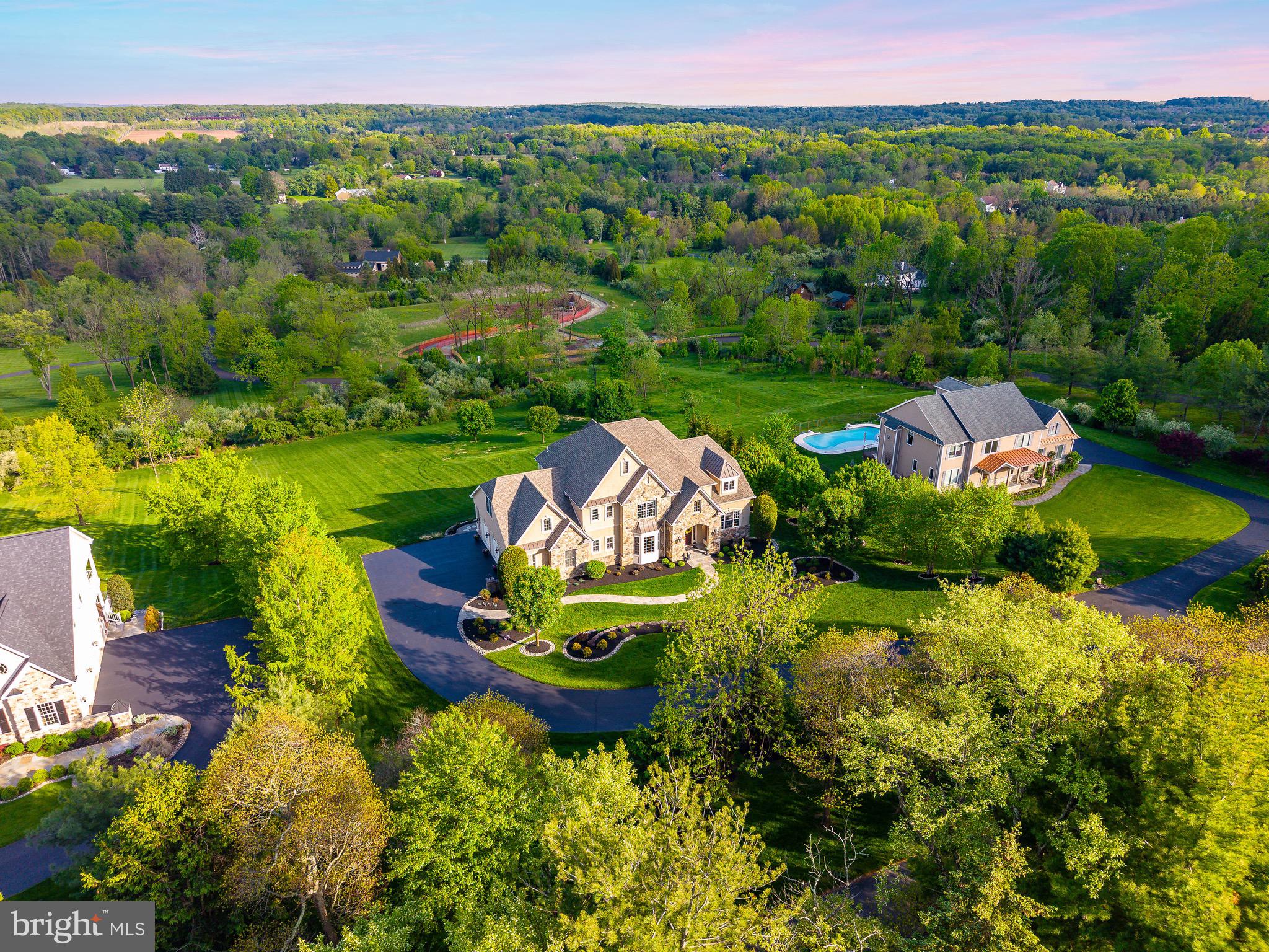 5829 RIDGEVIEW DRIVE