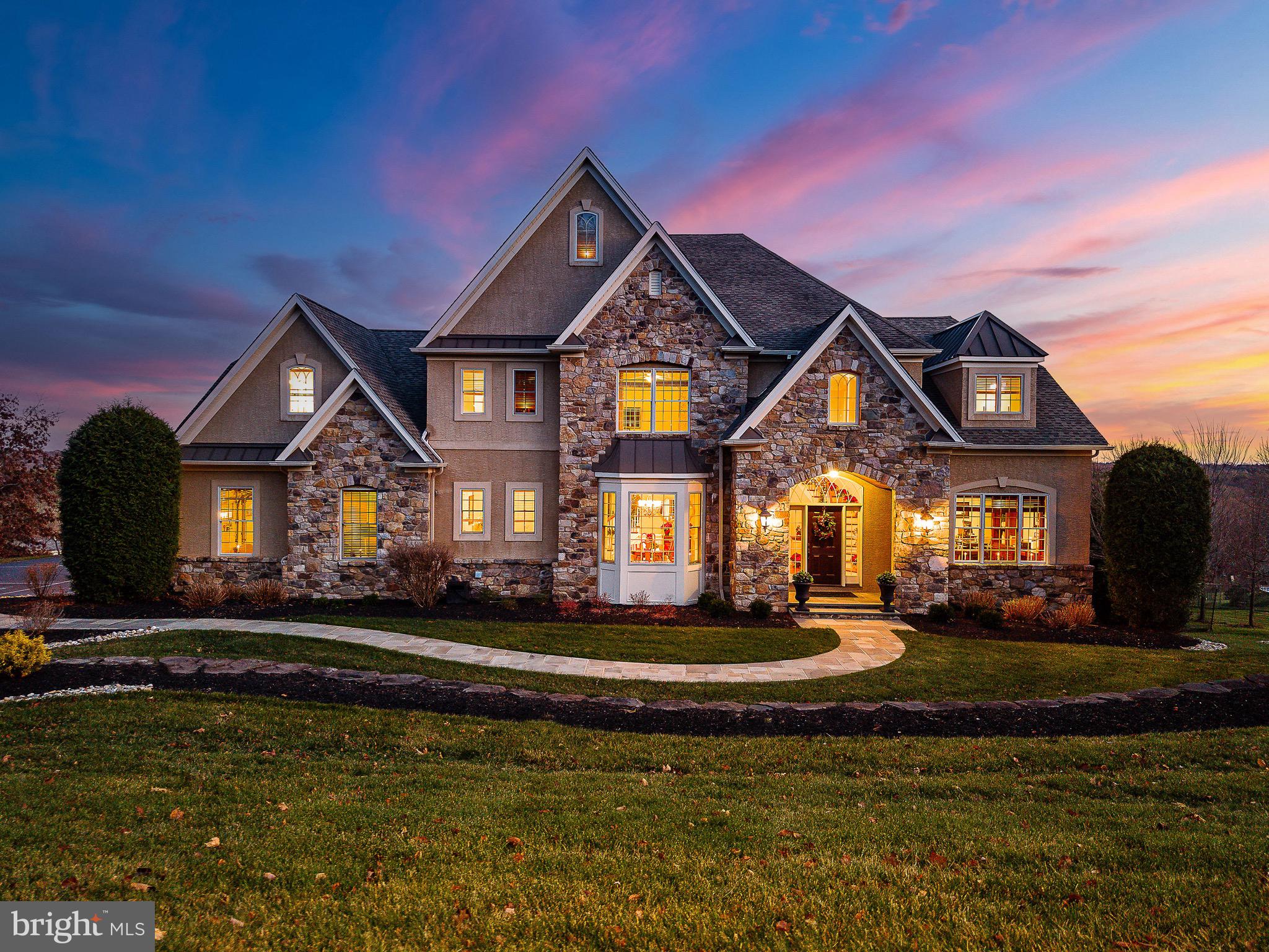 5829 RIDGEVIEW DRIVE