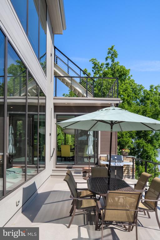182 S MAIN STREET