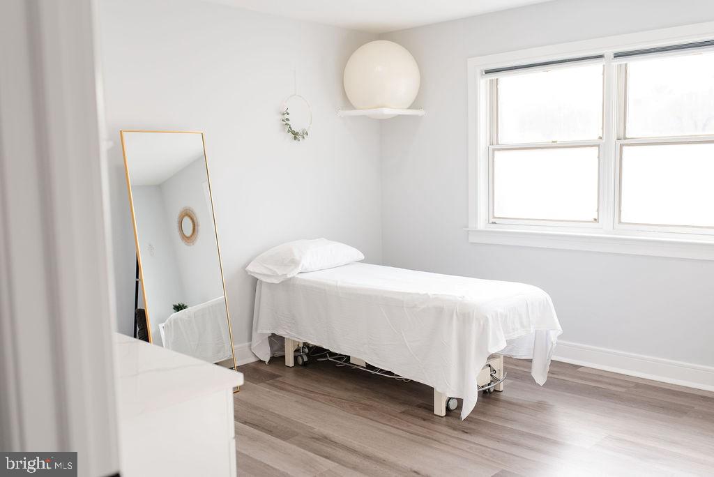 4 TERRY DRIVE DR SUITE