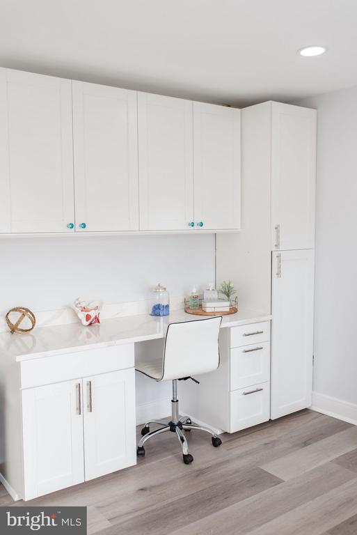 4 TERRY DRIVE DR SUITE