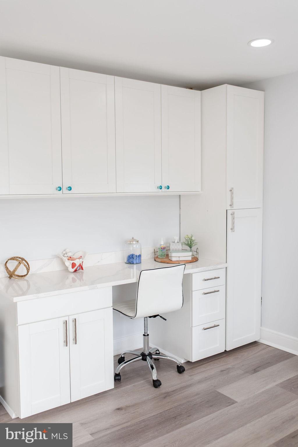 4 TERRY DRIVE DR SUITE