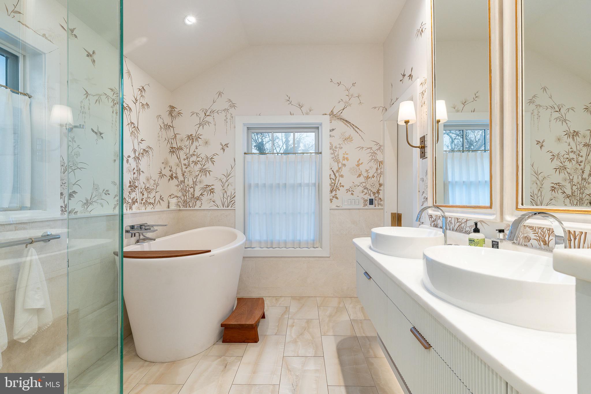 18 W MECHANIC STREET 4