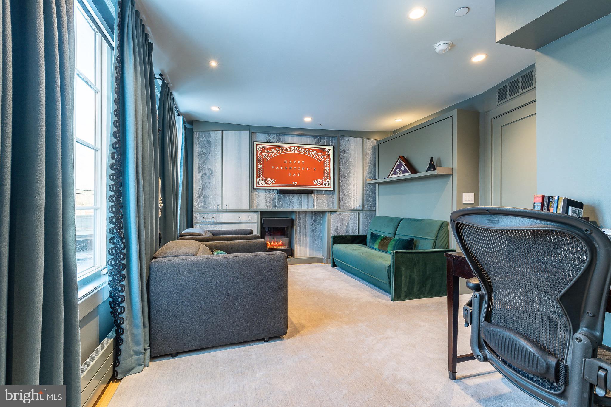 18 W MECHANIC STREET 4