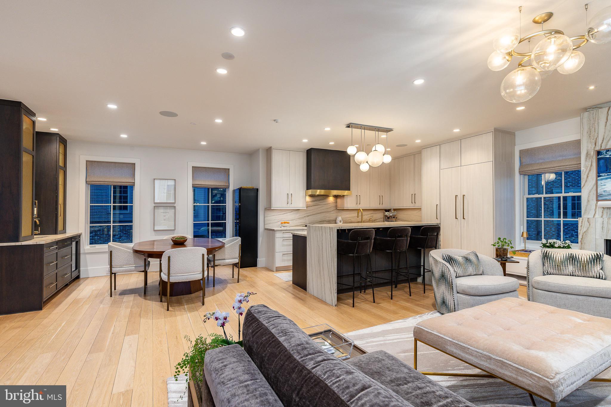 18 W MECHANIC STREET 4