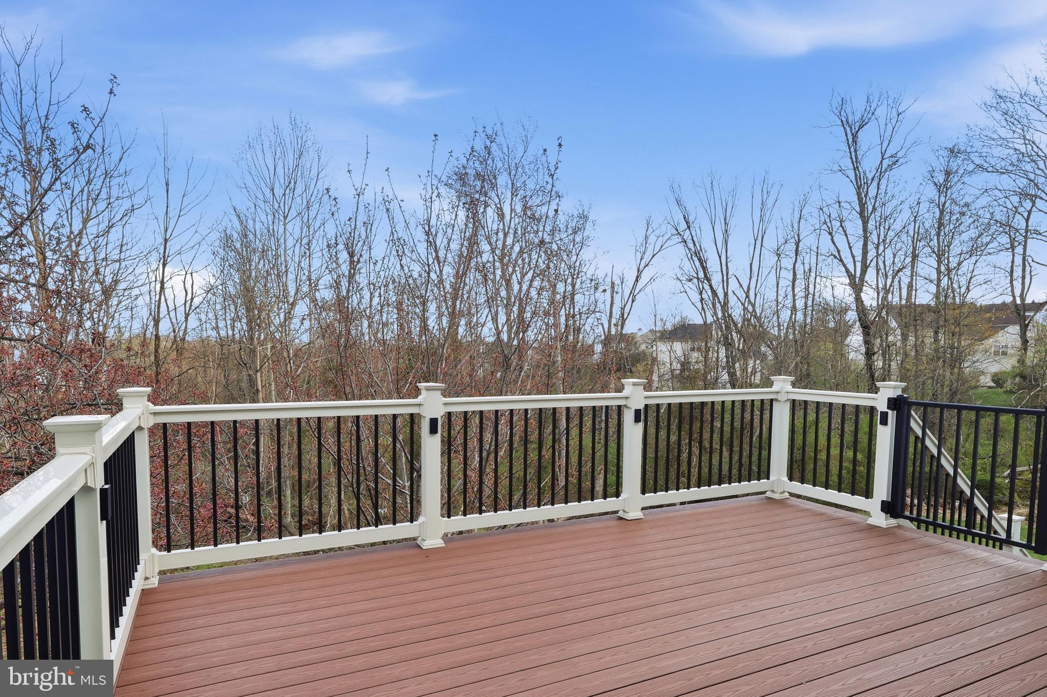 1035 HICKORY RIDGE DRIVE
