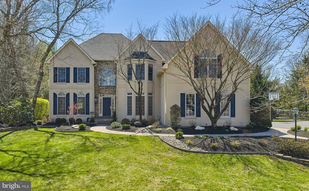 37 ALEXANDERS COURT