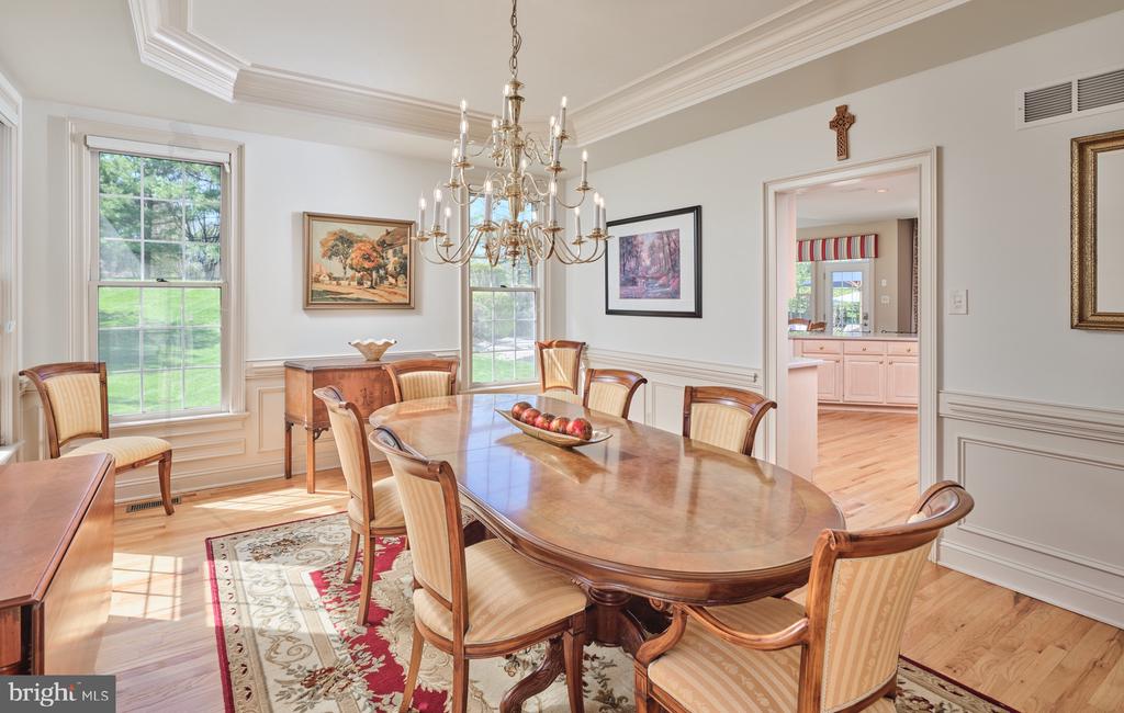 37 ALEXANDERS COURT