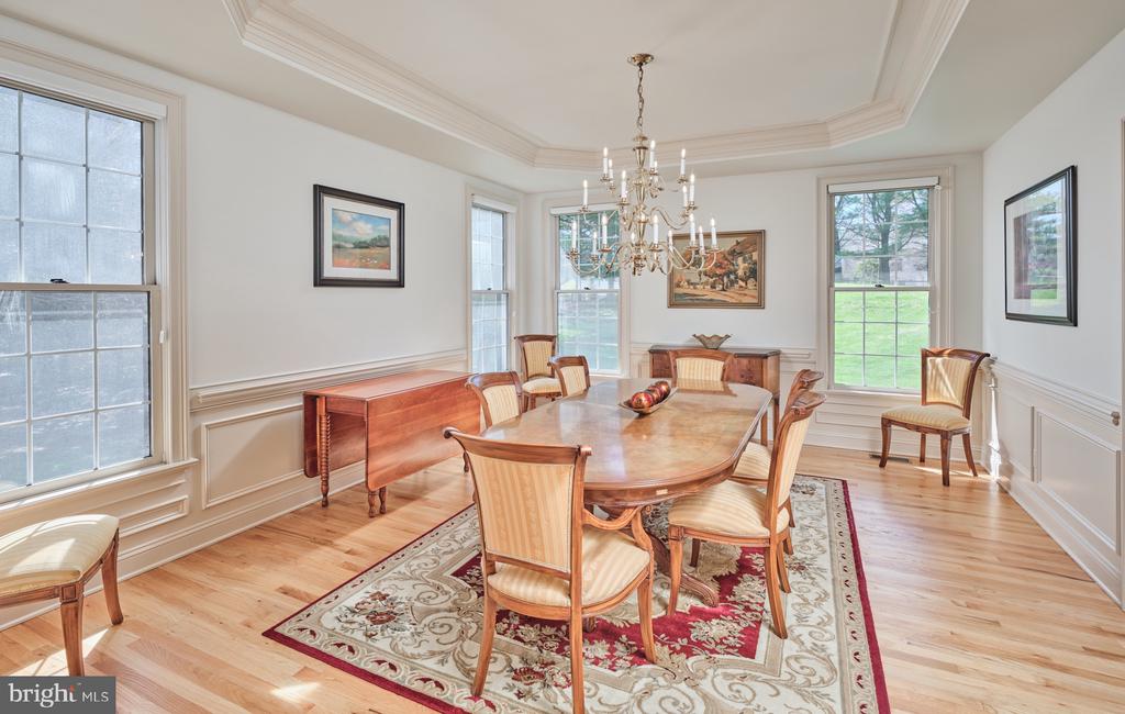 37 ALEXANDERS COURT