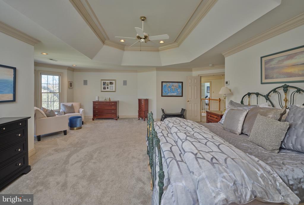 37 ALEXANDERS COURT