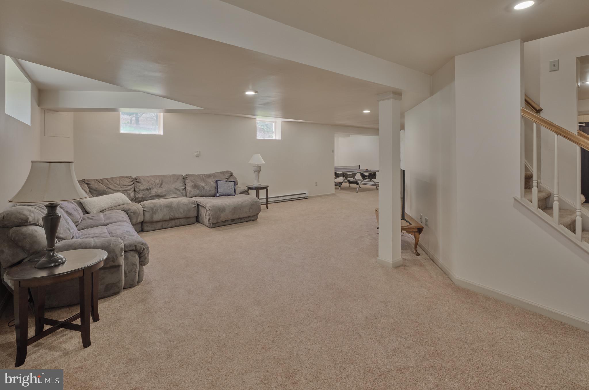 37 ALEXANDERS COURT