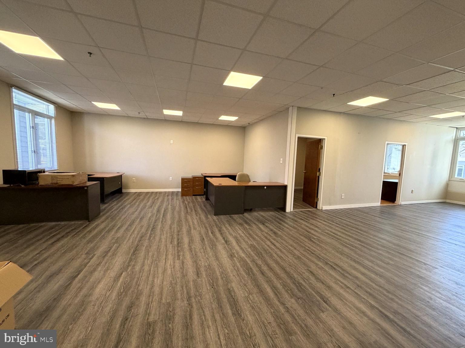 304 CORPORATE DRIVE E E