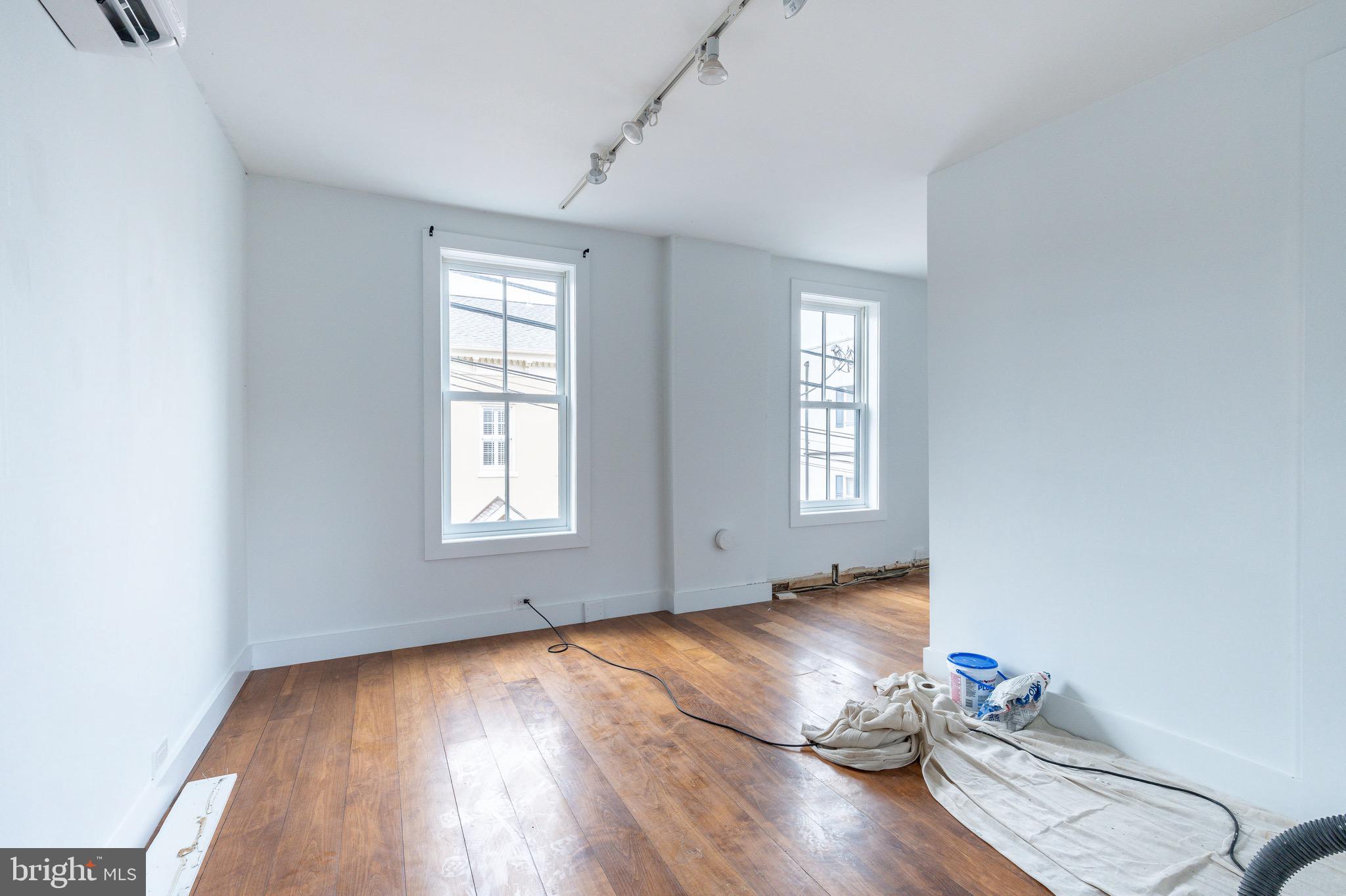 17 W MECHANIC STREET 1&2