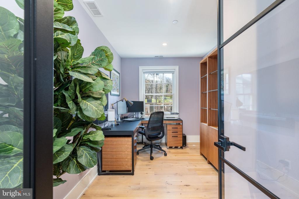 18 W MECHANIC STREET 1