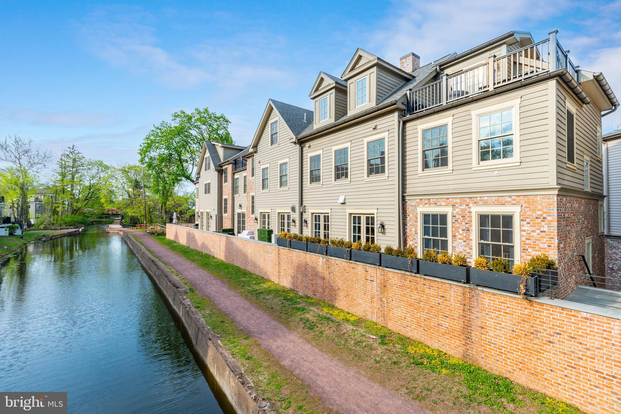 18 W MECHANIC STREET 1