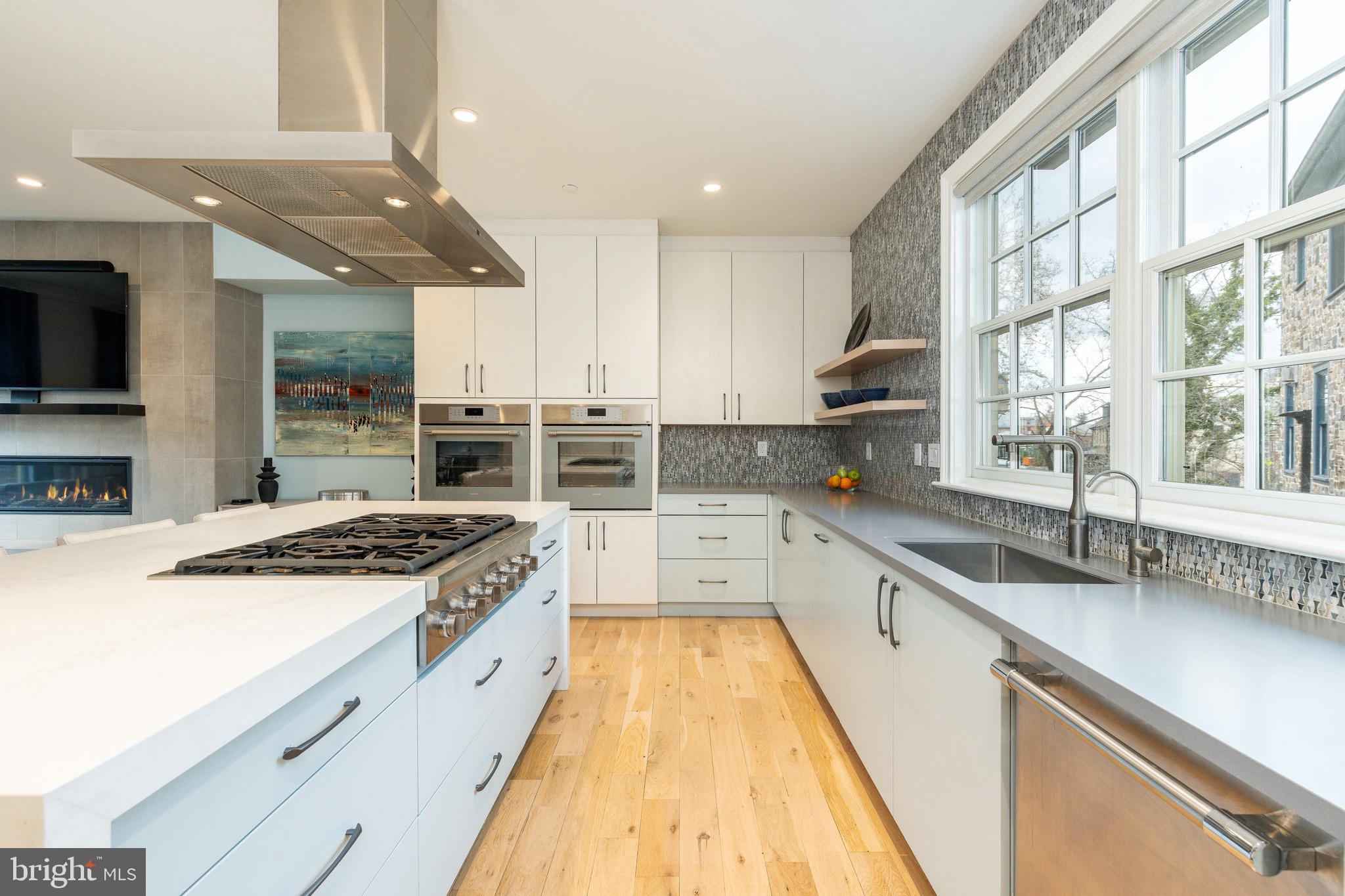 18 W MECHANIC STREET 1