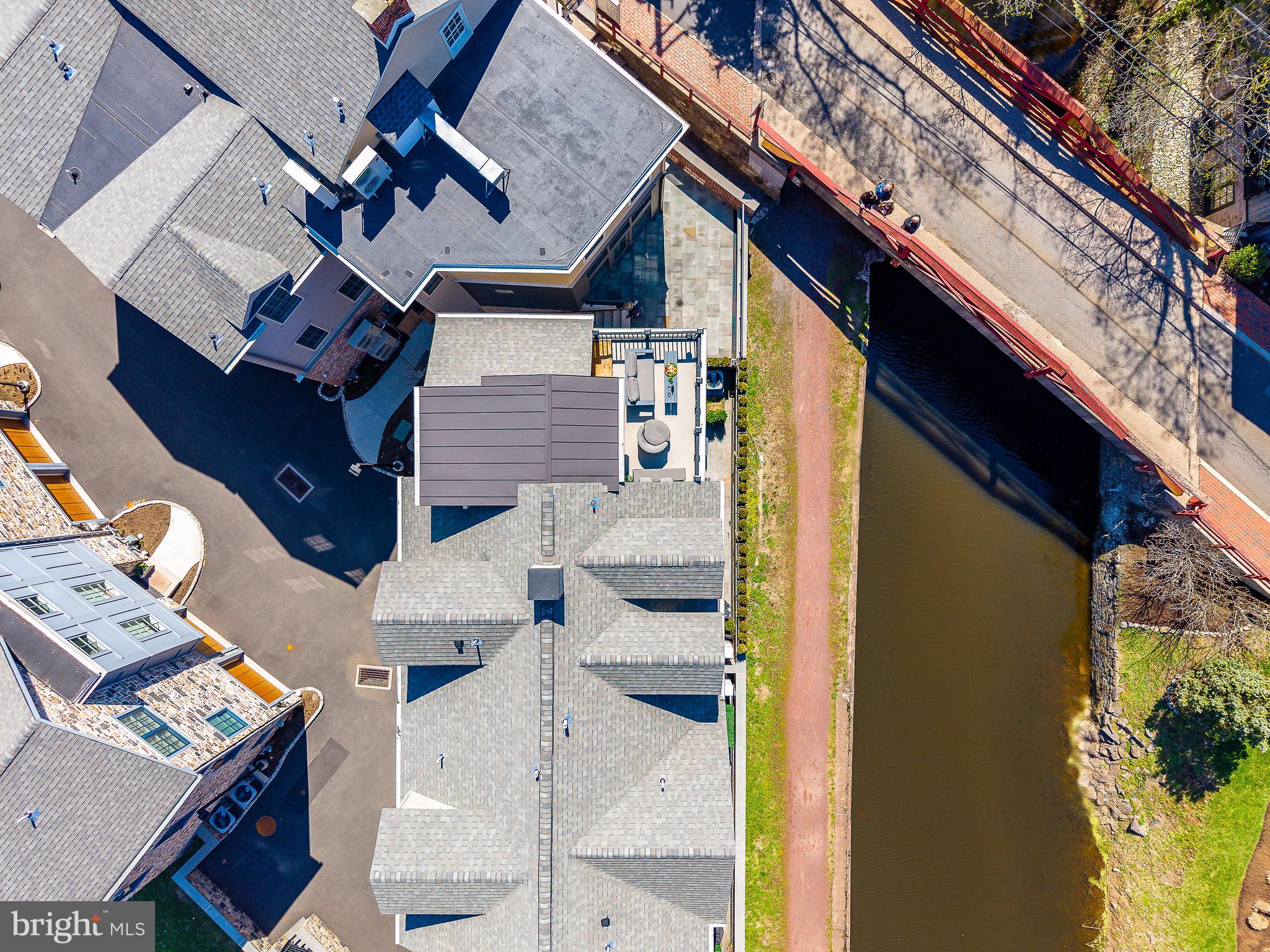 18 W MECHANIC STREET 1