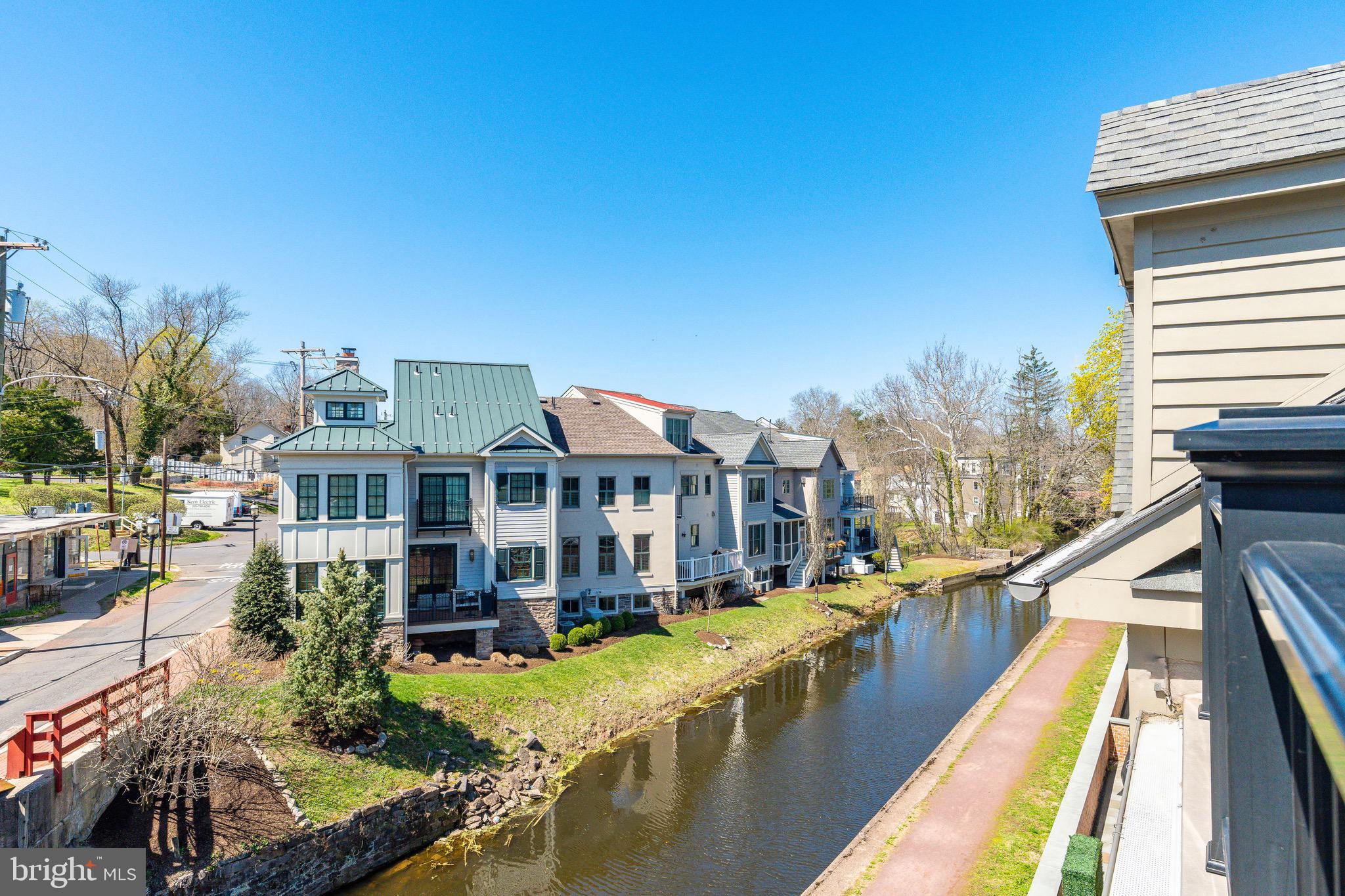 18 W MECHANIC STREET 1