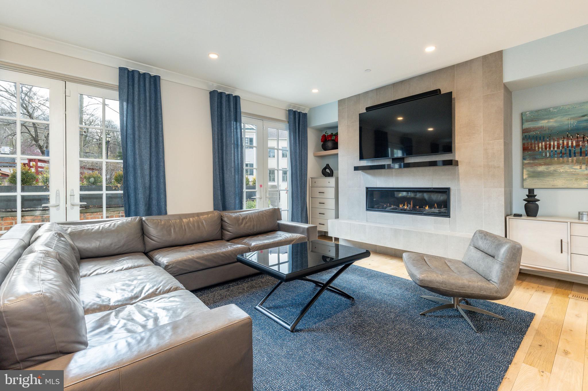 18 W MECHANIC STREET 1