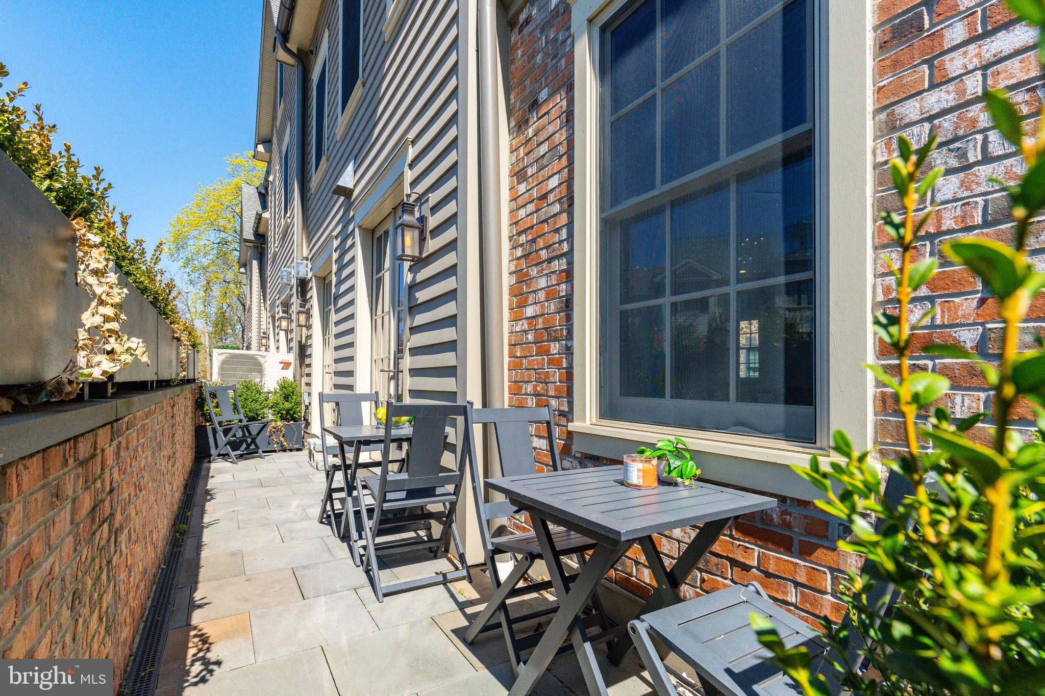 18 W MECHANIC STREET 1