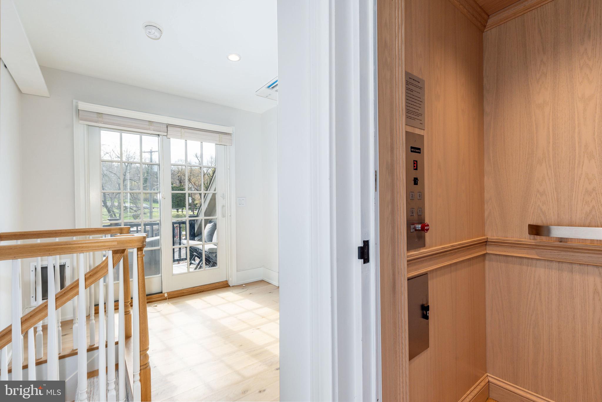 18 W MECHANIC STREET 1