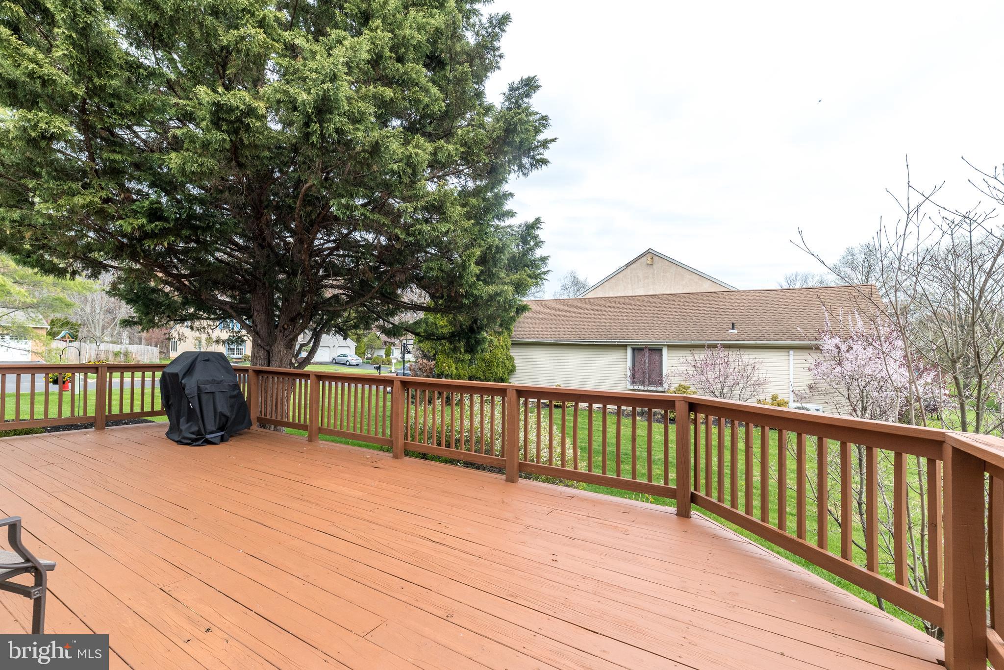 1651 RAMBLEWOOD LANE