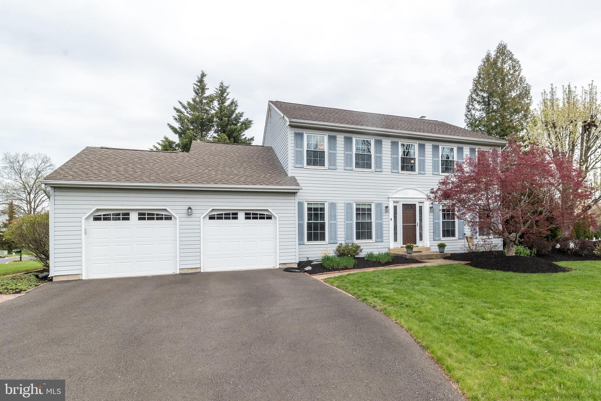 1651 RAMBLEWOOD LANE