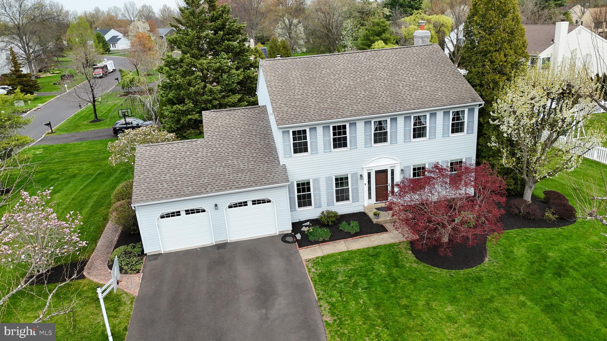 1651 RAMBLEWOOD LANE