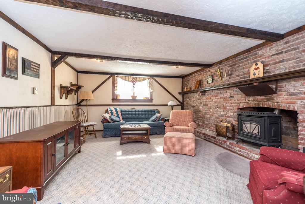 3005 FUNKS MILL