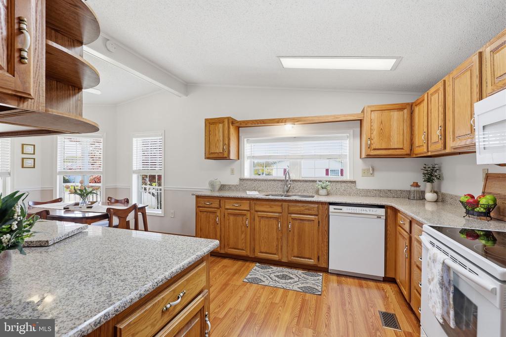 119 GOLDENROD CROSSING E