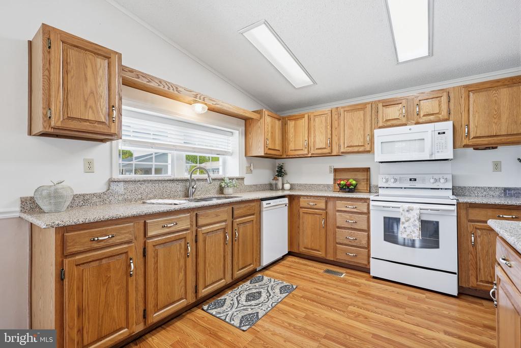 119 GOLDENROD CROSSING E