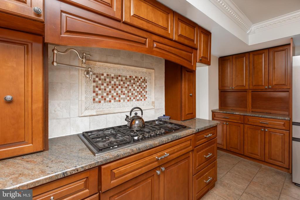 35 RADCLIFF DRIVE