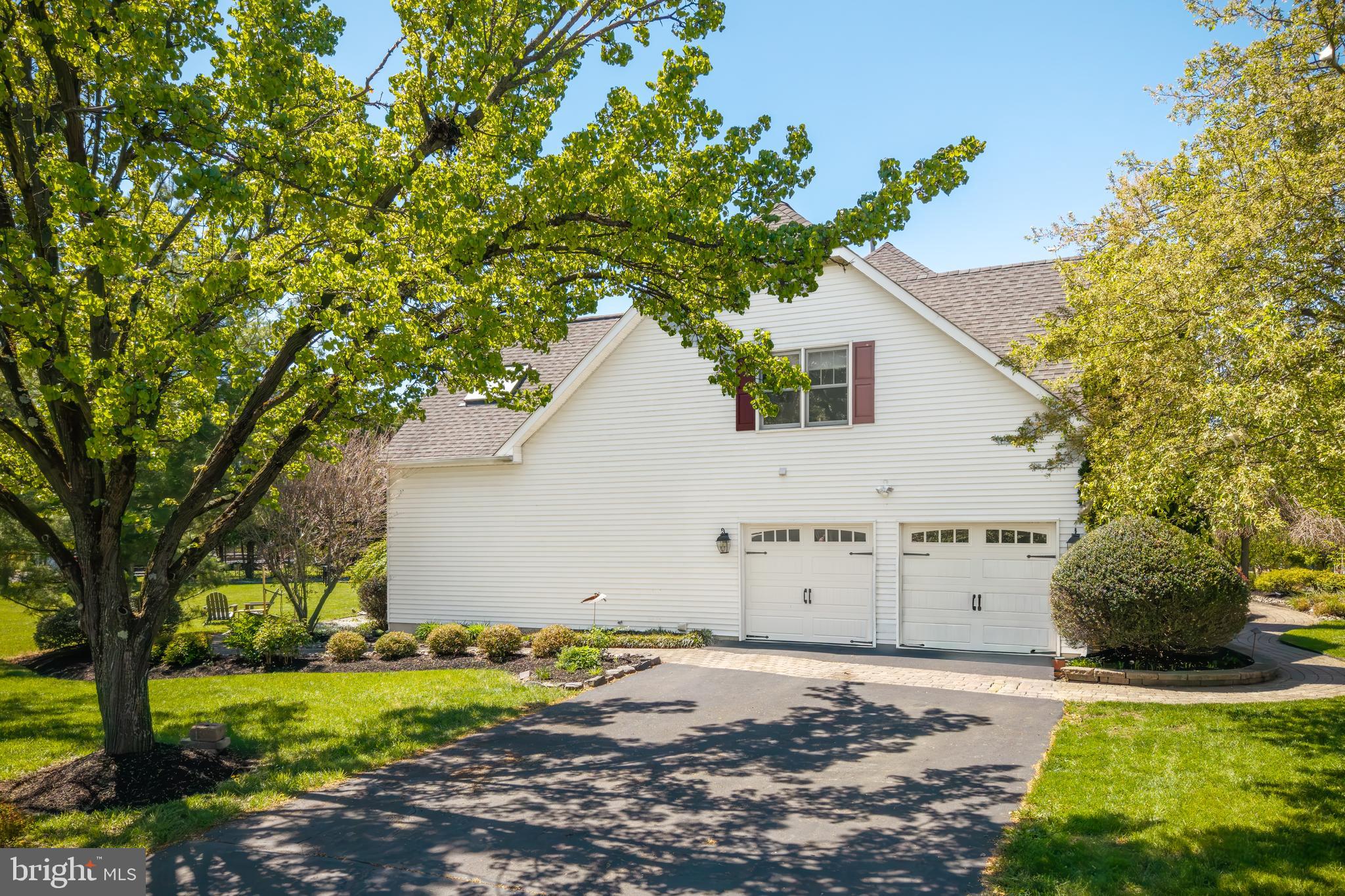 35 RADCLIFF DRIVE