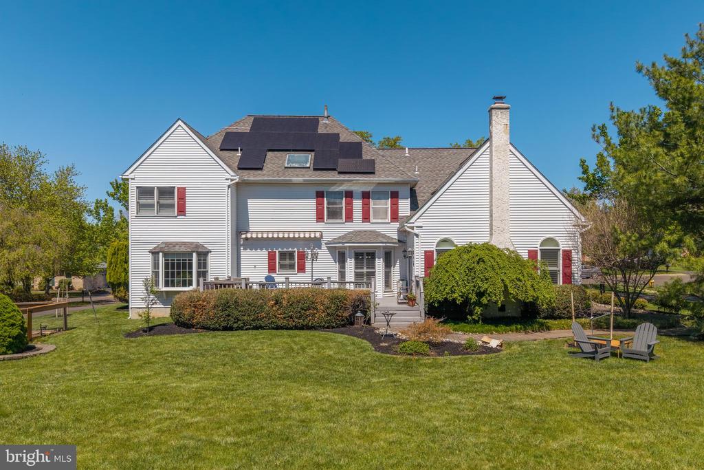 35 RADCLIFF DRIVE