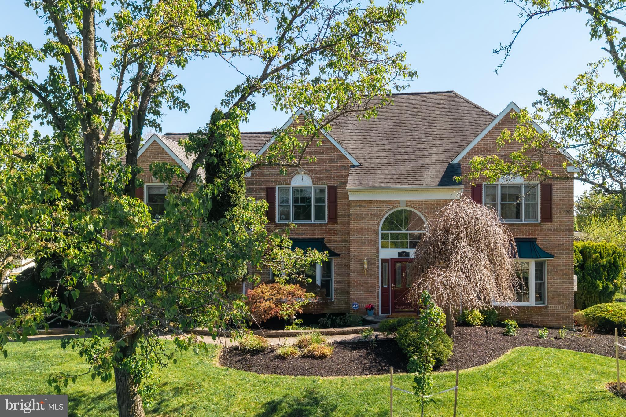 35 RADCLIFF DRIVE